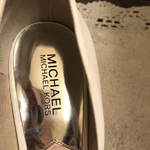 Women shoes - Picture 2 of 4